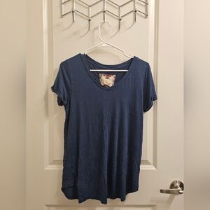 Cupio Blue V-Neck Tee